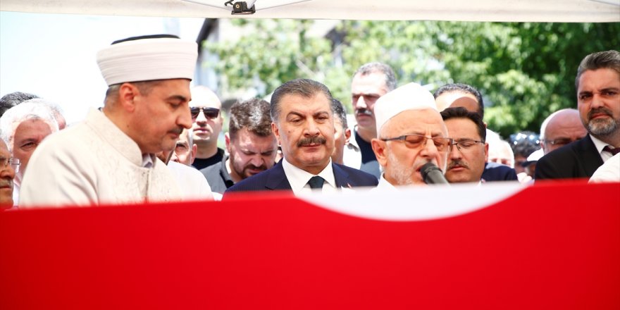 Konya'da öldürülen Dr. Ekrem Karakaya Kayseri'de toprağa verildi