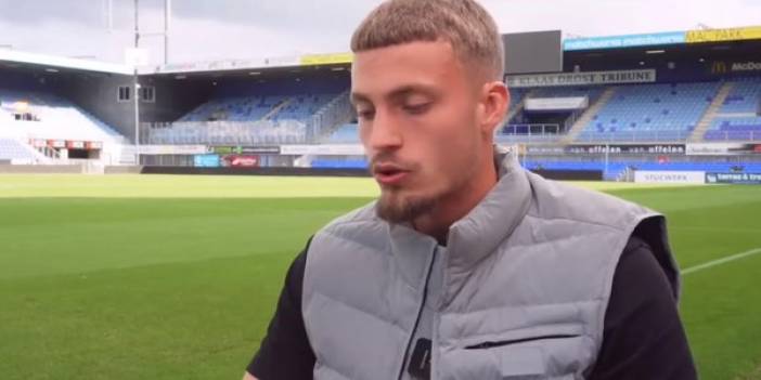 İslam'ı kabul eden Hollandalı futbolcu Naziât Suresi'ni okudu