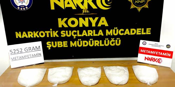 Konya'da uyuşturucuyu lastiğin içine gizleyen 4 zanlı tutuklandı