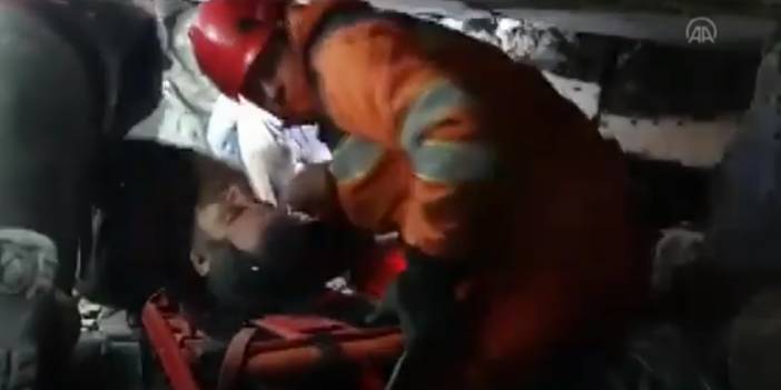Depremin 101. saatinde üniversite öğrencisini Konya'da giden ekip kurtardı