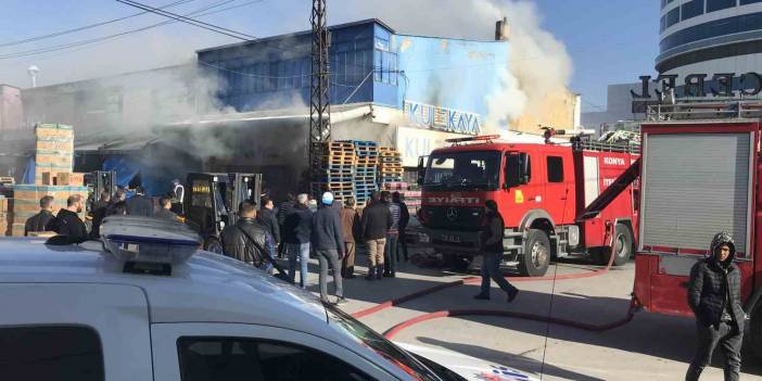 Konya'da Toptancılar Çarşısındaki iş yerinde yangın