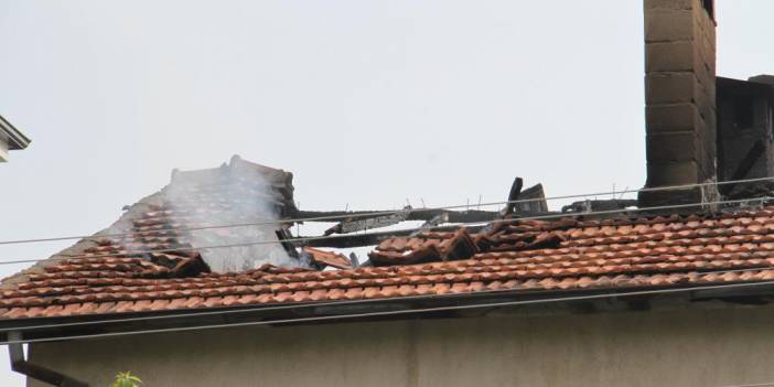 Konya'da konserve pişirmek için yakılan ateş çatıda yangın çıkardı