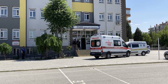 Konya'da merkezde öğretmene silahlı saldırı.... Hayatını kaybetti
