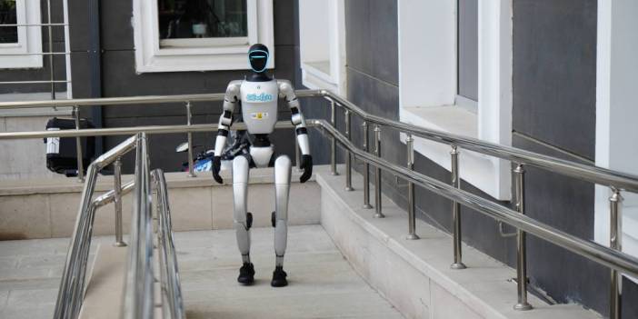 Türkiye'de bir ilk: İnsansı robot nüfusa kaydettirildi